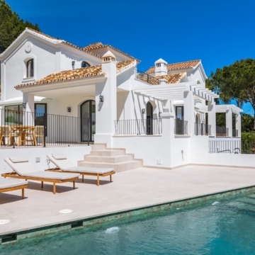 Renovated luxury villa boasting breathtaking sea views in El Madroñal, Benahavís Picture 45