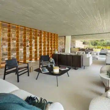 Majestic villa with cutting edge design offering sweeping panoramic sea views in El Madroñal, Benahavís Picture 19