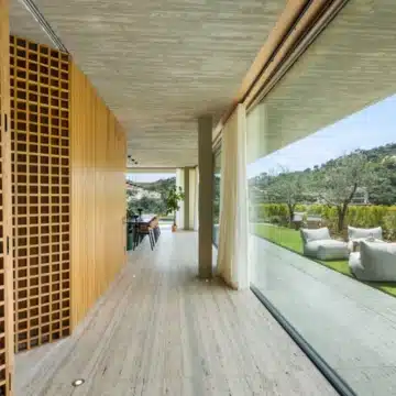 Majestic villa with cutting edge design offering sweeping panoramic sea views in El Madroñal, Benahavís Picture 21