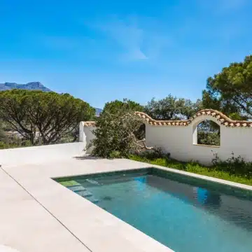 Renovated luxury villa boasting breathtaking sea views in El Madroñal, Benahavís Picture 15