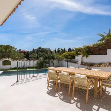 Renovated luxury villa boasting breathtaking sea views in El Madroñal, Benahavís Picture 14