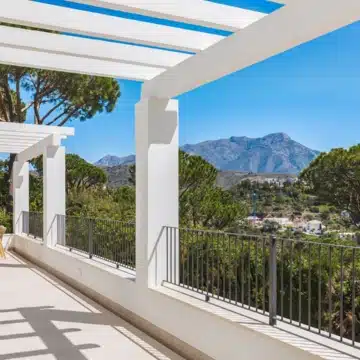 Renovated luxury villa boasting breathtaking sea views in El Madroñal, Benahavís Picture 52
