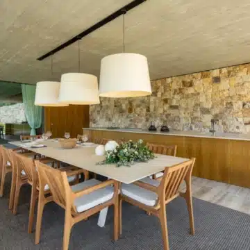 Majestic villa with cutting edge design offering sweeping panoramic sea views in El Madroñal, Benahavís Picture 10