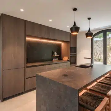 Renovated luxury villa boasting breathtaking sea views in El Madroñal, Benahavís Picture 8