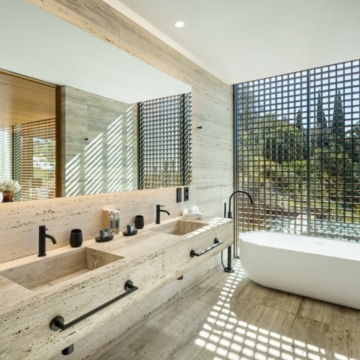 Majestic villa with cutting edge design offering sweeping panoramic sea views in El Madroñal, Benahavís Picture 43
