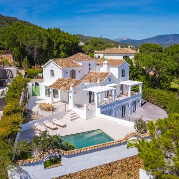 Renovated luxury villa boasting breathtaking sea views in El Madroñal, Benahavís Picture 50