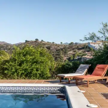 Beautiful 3-bedrooms villa surrounded by natural views in Forest Hills, Estepona Picture 18
