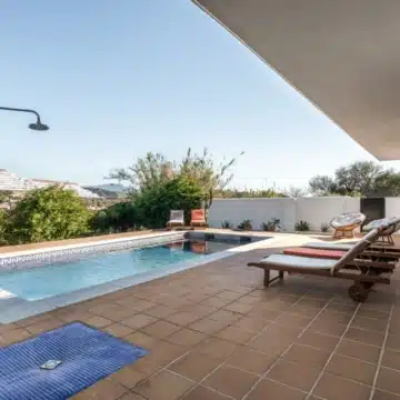 Beautiful 3-bedrooms villa surrounded by natural views in Forest Hills, Estepona Picture 16