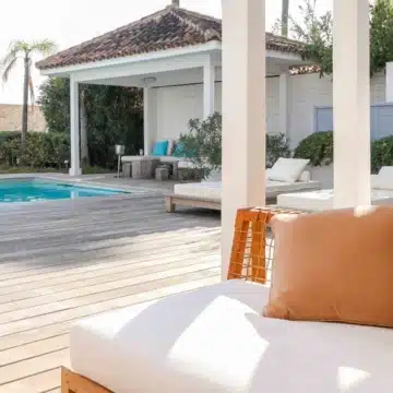 Charming villa with sweeping mountain views in the serene residential enclave of La Alqueria, Benahavís Picture 4