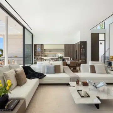 Brand-new modern villa in the exclusive gated community of Los Flamingos, Benahavís Picture 9