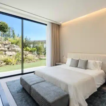 Brand-new modern villa in the exclusive gated community of Los Flamingos, Benahavís Picture 19