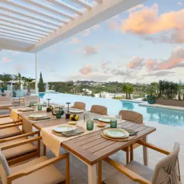 Brand-new modern villa in the exclusive gated community of Los Flamingos, Benahavís Picture 10