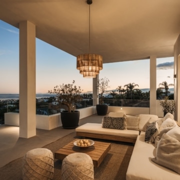 Remarkable villa within the prestigious gated community of Los Flamingos, Benahavis Picture 33