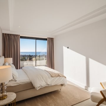 Remarkable villa within the prestigious gated community of Los Flamingos, Benahavis Picture 37