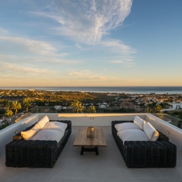 Remarkable villa within the prestigious gated community of Los Flamingos, Benahavis Picture 44