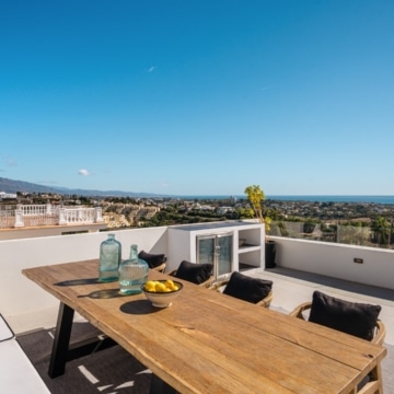 Remarkable villa within the prestigious gated community of Los Flamingos, Benahavis Picture 45