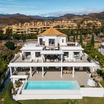 Remarkable villa within the prestigious gated community of Los Flamingos, Benahavis Picture 57