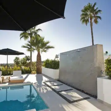 Magnificent Andalusian villa with breathtaking panoramic views of the golf course in Nueva Andalucia Picture 19