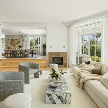 Magnificent 5-bedroom luxury villa nestled in the heart of Nueva Andalucía, Marbella Picture 0