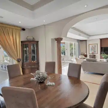Magnificent luxury villa with 7-bedrooms and sweeping panoramic views in Nueva Andalucia, Marbella Picture 23