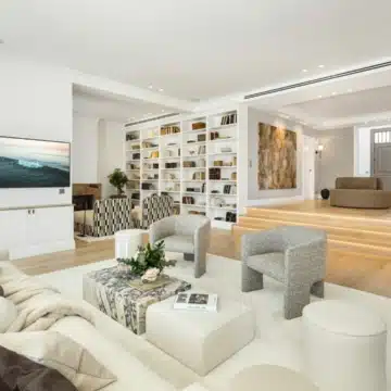Magnificent 5-bedroom luxury villa nestled in the heart of Nueva Andalucía, Marbella Picture 19