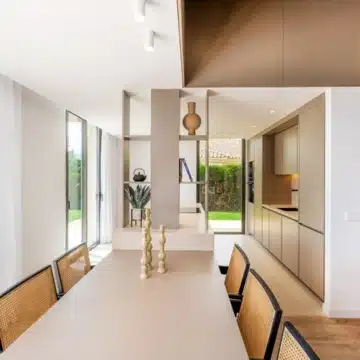 Elegant 4-bedroom villa with modern design and Mediterranean architecture in Paraiso Alto, Benahavis Picture 6