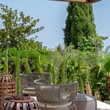 Elegant 4-bedroom villa with modern design and Mediterranean architecture in Paraiso Alto, Benahavis Picture 43