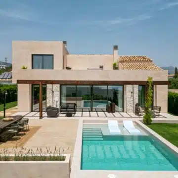 Elegant 4-bedroom villa with modern design and Mediterranean architecture in Paraiso Alto, Benahavis Picture 30