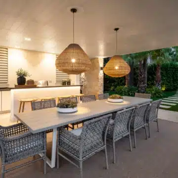 Outstanding Frontline Golf Villa with unbeatable views in Las Brisas, Nueva Andalucía Picture 14