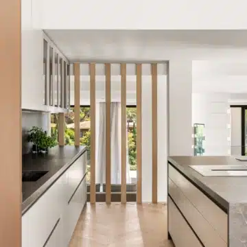 Exclusive villa with open views to the sea and mountains in Los Flamingos, Benahavis Picture 9