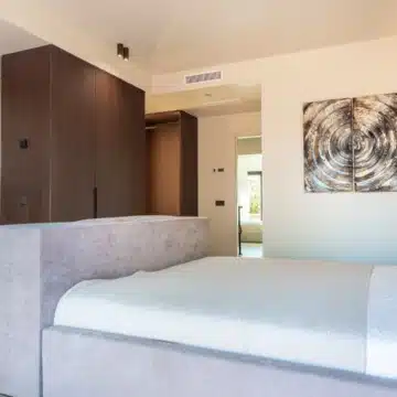 Refurbished townhouse located in the desirable Altos de Puente Romano, Marbella Golden Mile Picture 18