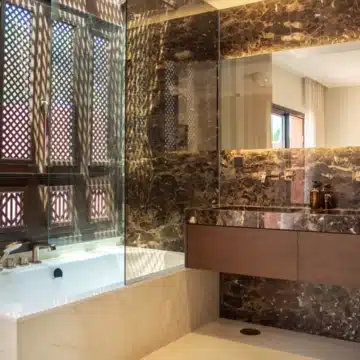 Refurbished townhouse located in the desirable Altos de Puente Romano, Marbella Golden Mile Picture 25