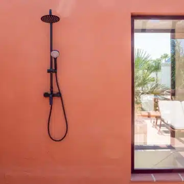 Refurbished townhouse located in the desirable Altos de Puente Romano, Marbella Golden Mile Picture 13