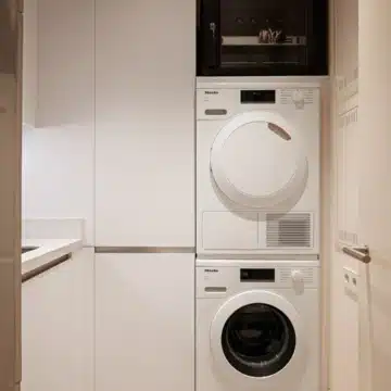 Stunning apartment with panoramic views in a boutique gated development of La Quinta, Benahavis Picture 46