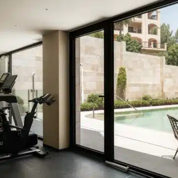 Stunning apartment with panoramic views in a boutique gated development of La Quinta, Benahavis Picture 43