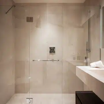 Stunning apartment with panoramic views in a boutique gated development of La Quinta, Benahavis Picture 37