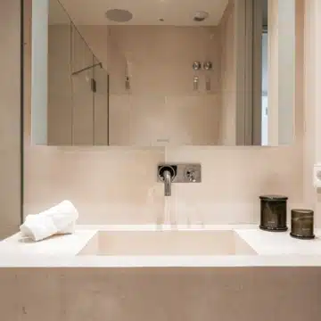 Stunning apartment with panoramic views in a boutique gated development of La Quinta, Benahavis Picture 36