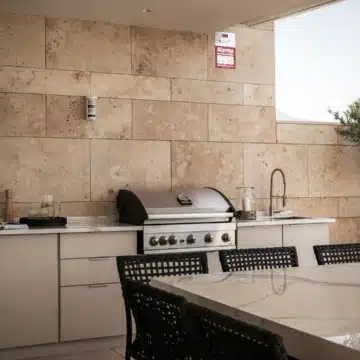 Stunning apartment with panoramic views in a boutique gated development of La Quinta, Benahavis Picture 19