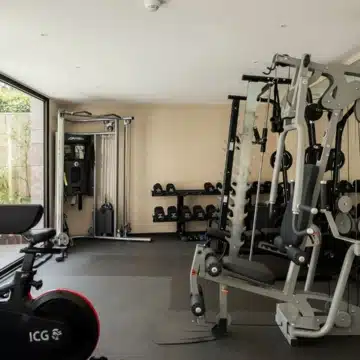 Stunning apartment with panoramic views in a boutique gated development of La Quinta, Benahavis Picture 44