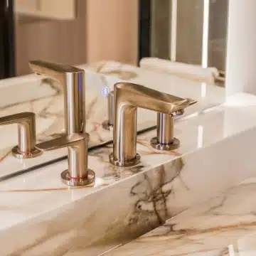 Newly renovated beachfront groundfloor apartment within the exclusive gated community of Menara Beach, Estepona Picture 15