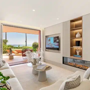 Newly renovated beachfront groundfloor apartment within the exclusive gated community of Menara Beach, Estepona Picture 22