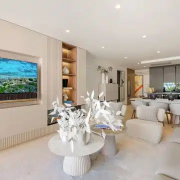 Newly renovated beachfront groundfloor apartment within the exclusive gated community of Menara Beach, Estepona Picture 20