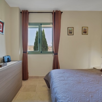 Spacious 3-Bedroom apartment in Four Seasons Los Flamingos Golf Resort, Benahavis Picture 21