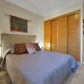 Spacious 3-Bedroom apartment in Four Seasons Los Flamingos Golf Resort, Benahavis Picture 22