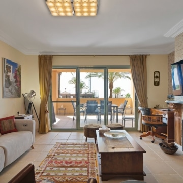 Spacious 3-Bedroom apartment in Four Seasons Los Flamingos Golf Resort, Benahavis Picture 27