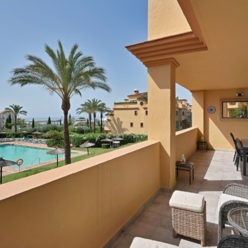 Spacious 3-Bedroom apartment in Four Seasons Los Flamingos Golf Resort, Benahavis Picture 37