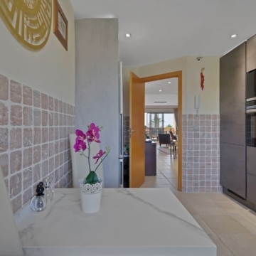 Spacious 3-Bedroom apartment in Four Seasons Los Flamingos Golf Resort, Benahavis Picture 43