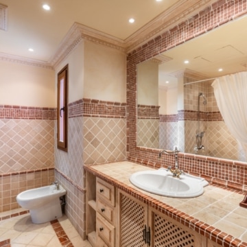 Duplex penthouse set in a gated community of Alhambra del Golf, Estepona Picture 12