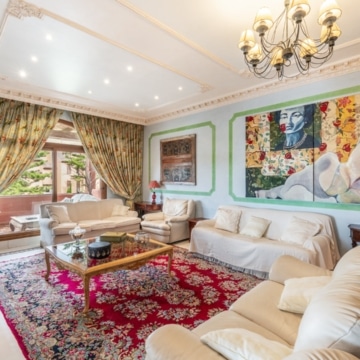 Duplex penthouse set in a gated community of Alhambra del Golf, Estepona Picture 8