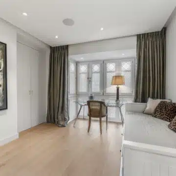 Charming apartment in the heart of the prestigious Puente Romano Resort, Marbella Golden Mile Picture 19